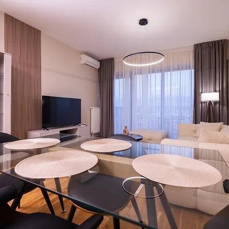 Cloud Nine Living Luxury Apartament