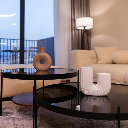Cloud Nine Living Luxury *