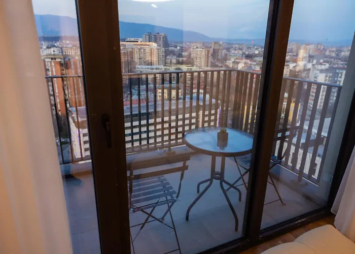 Daire Cloud Nine Living Luxury *